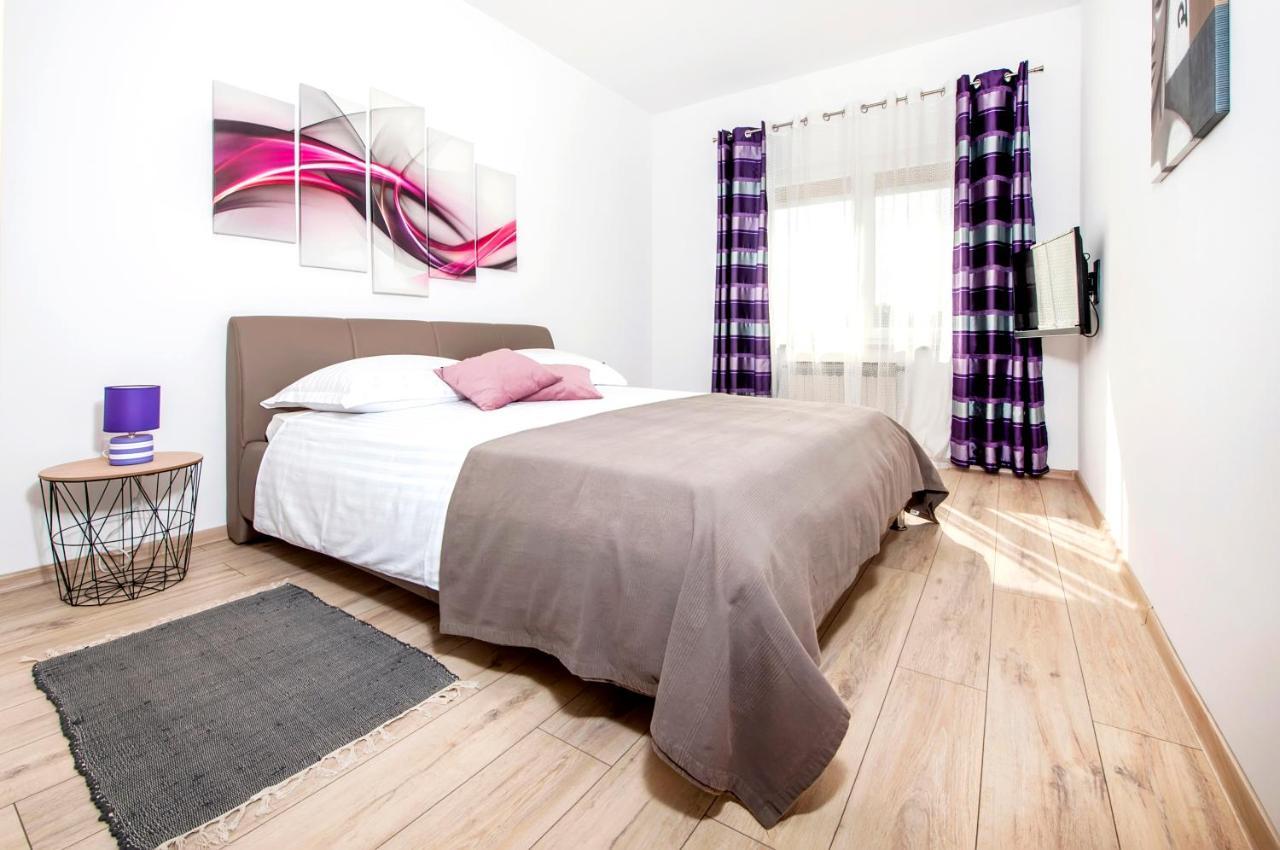 Euphemia Apartment *
