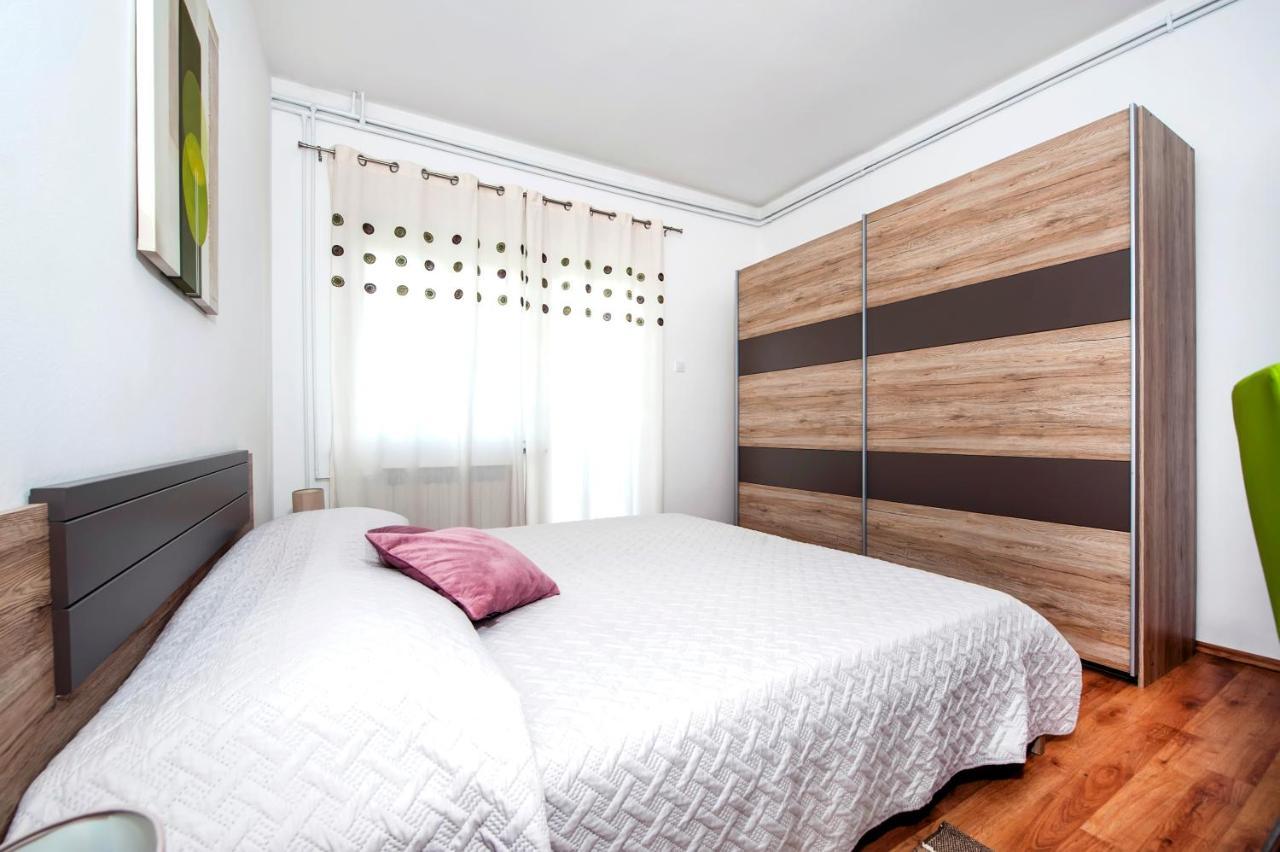 Euphemia Apartment *
