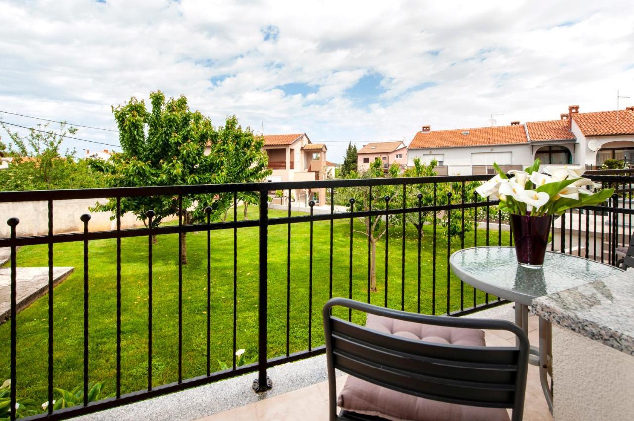 Euphemia Apartment *